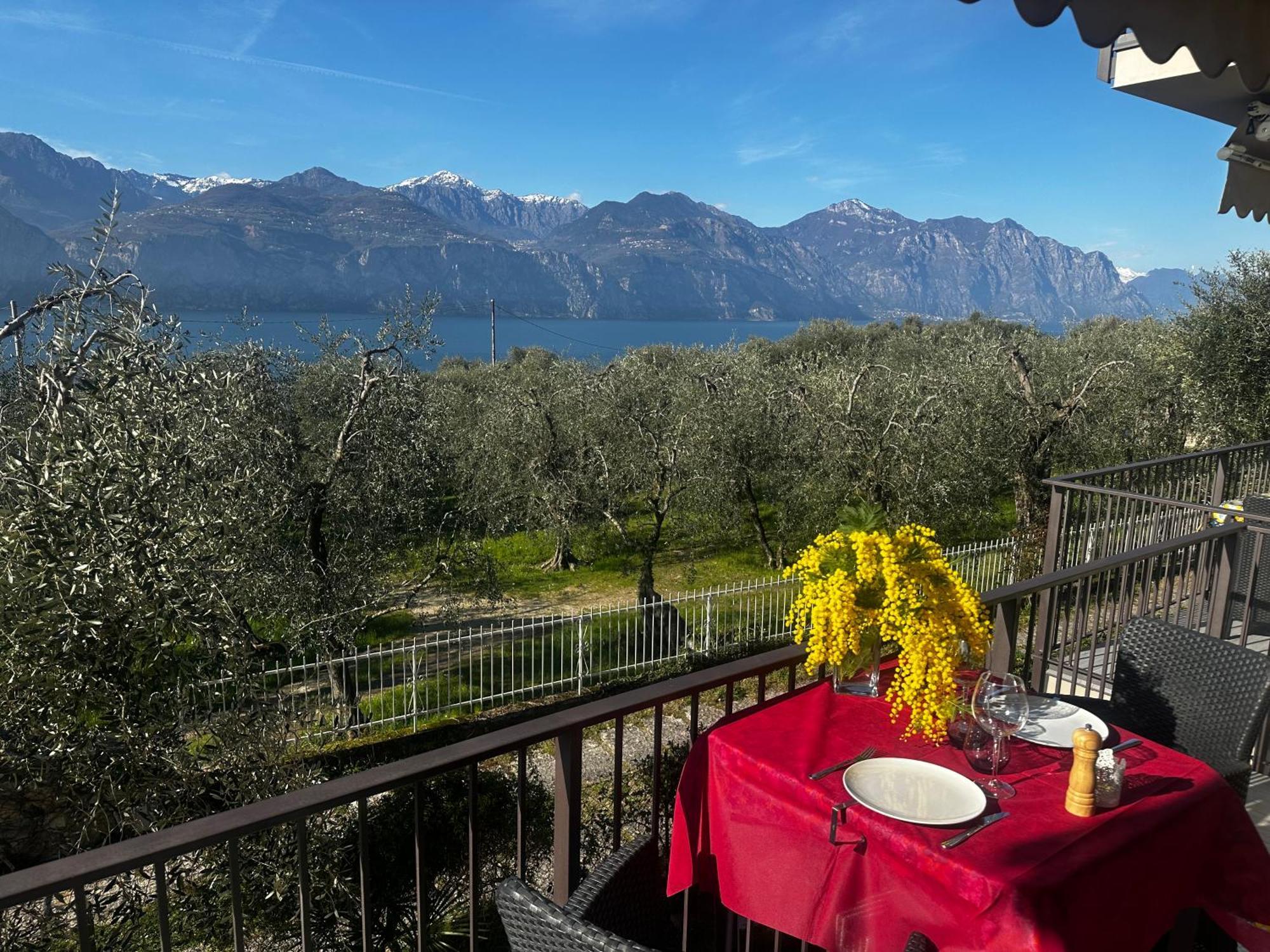 Villalvento Brenzone sul Garda Eksteriør bilde