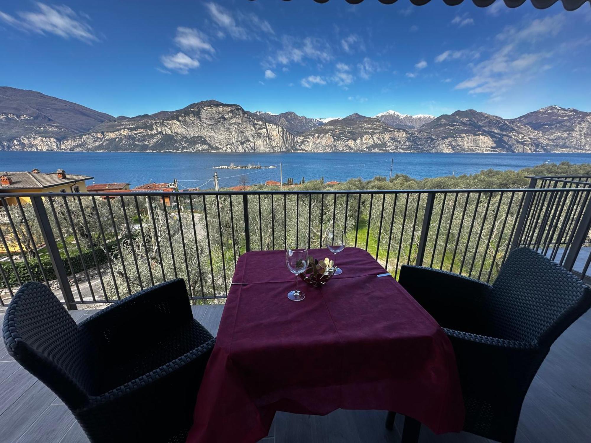 Villalvento Brenzone sul Garda Eksteriør bilde