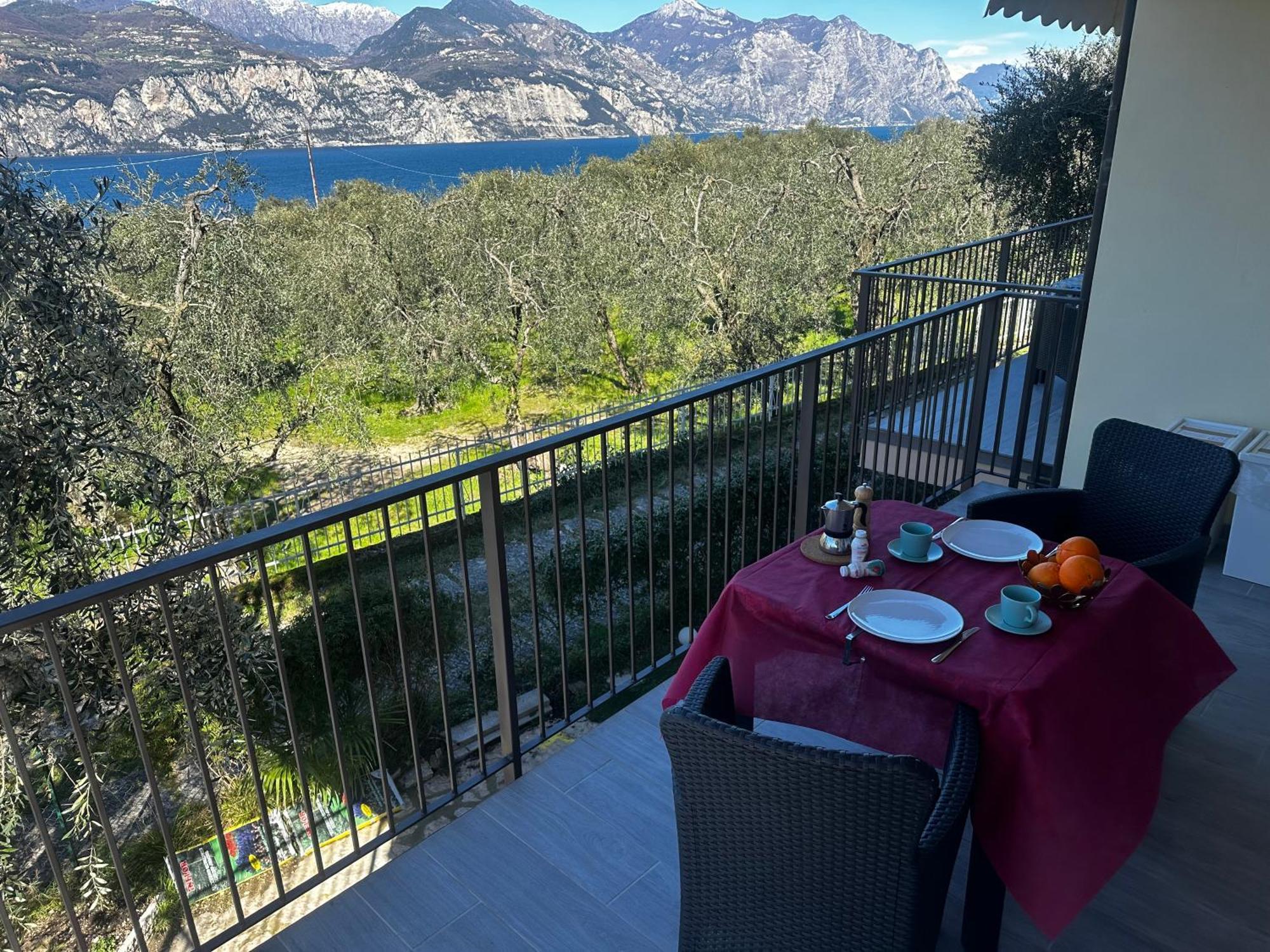 Villalvento Brenzone sul Garda Eksteriør bilde